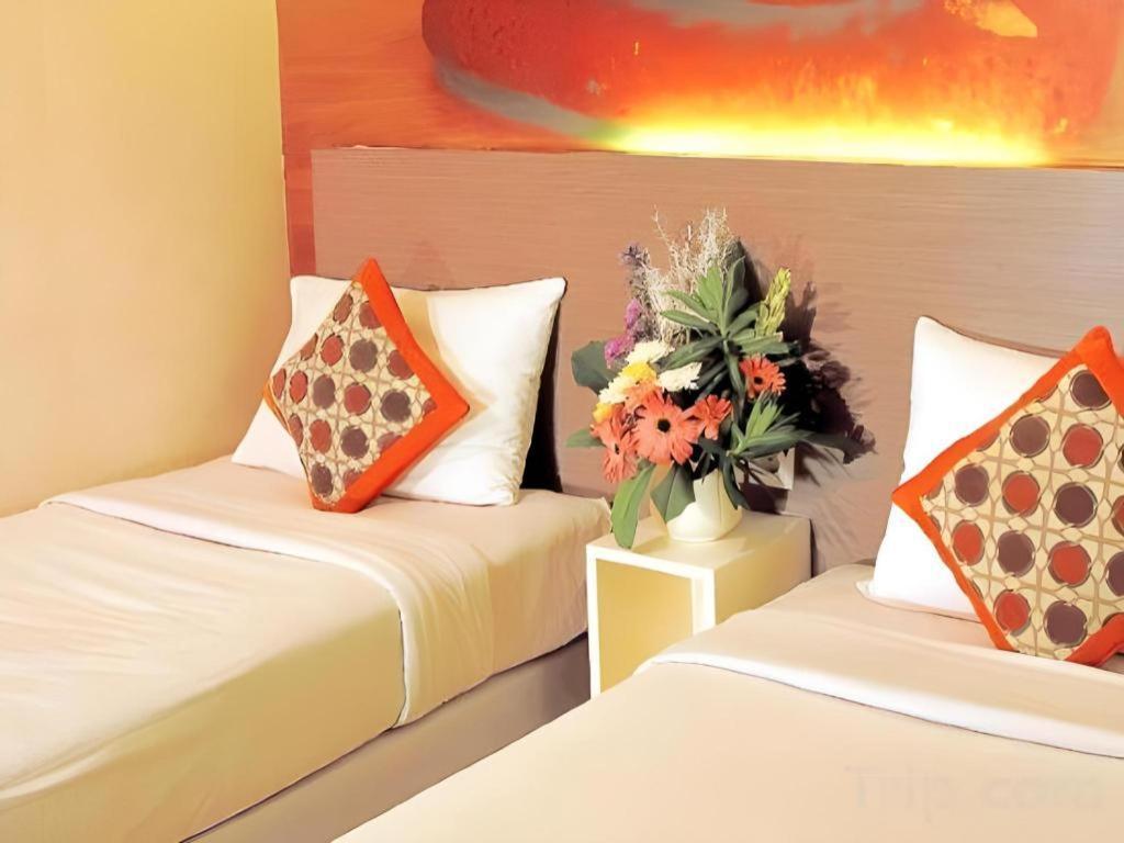 Clay Hotel Jakarta Luaran gambar
