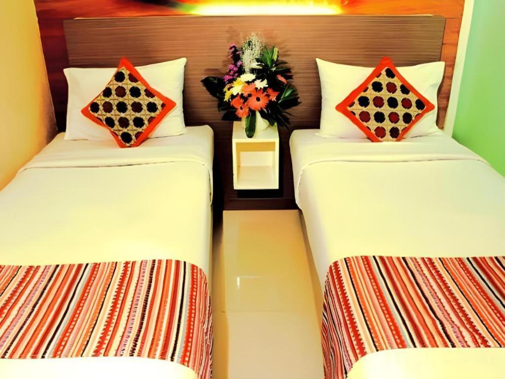 Clay Hotel Jakarta Luaran gambar