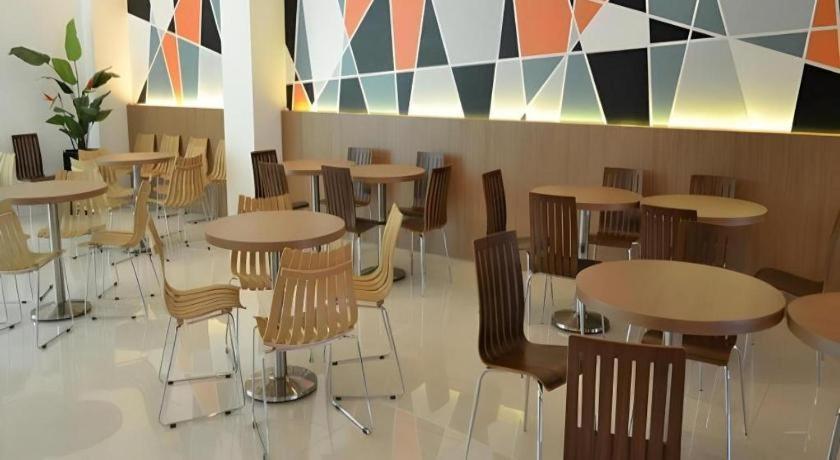 Clay Hotel Jakarta Luaran gambar