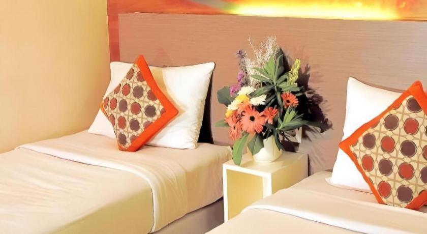 Clay Hotel Jakarta Luaran gambar