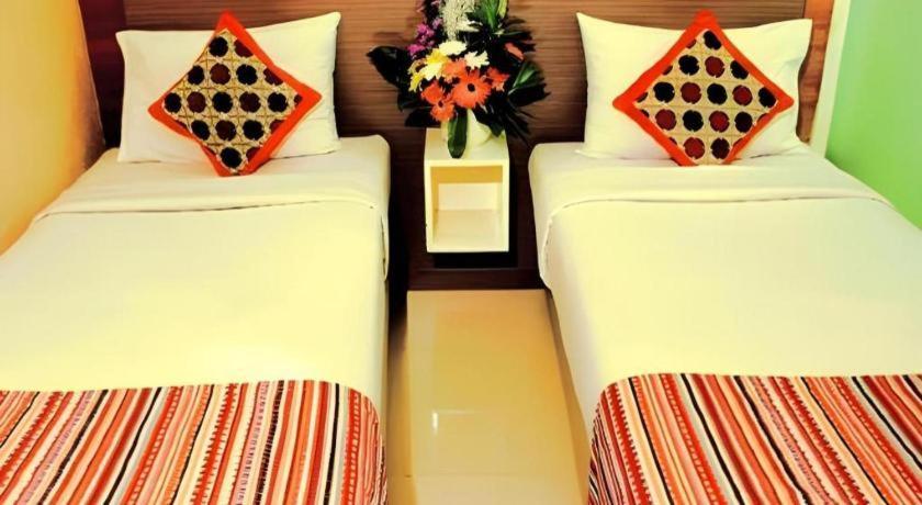 Clay Hotel Jakarta Luaran gambar