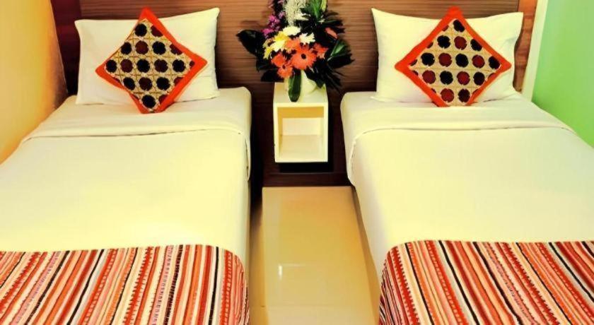 Clay Hotel Jakarta Luaran gambar